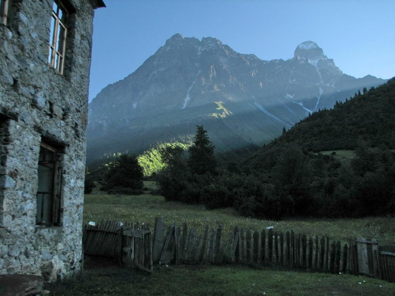Peak Mazeri Guest House Δωμάτιο φωτογραφία